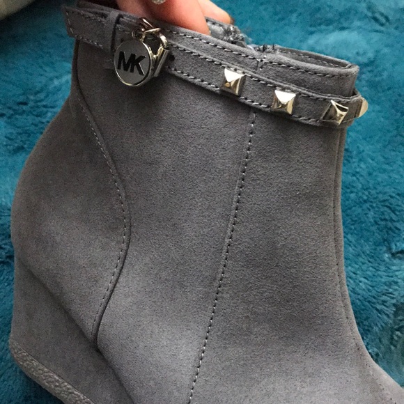 MK Booties - Picture 2 of 6
